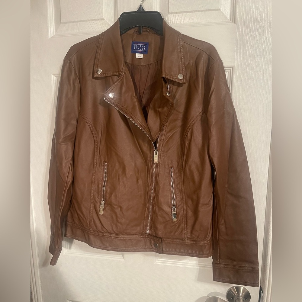 Women’s pleather moto jacket